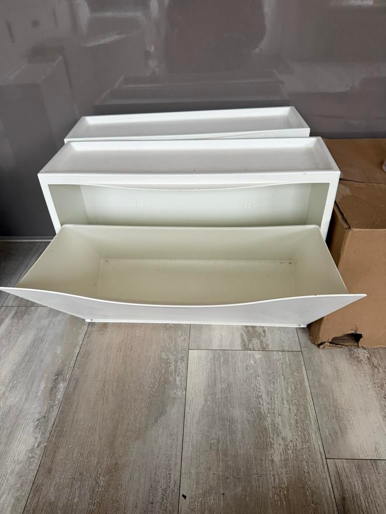 Witte schoenenkast met ophangsysteem. 4 stuks, Ophalen, Gebruikt