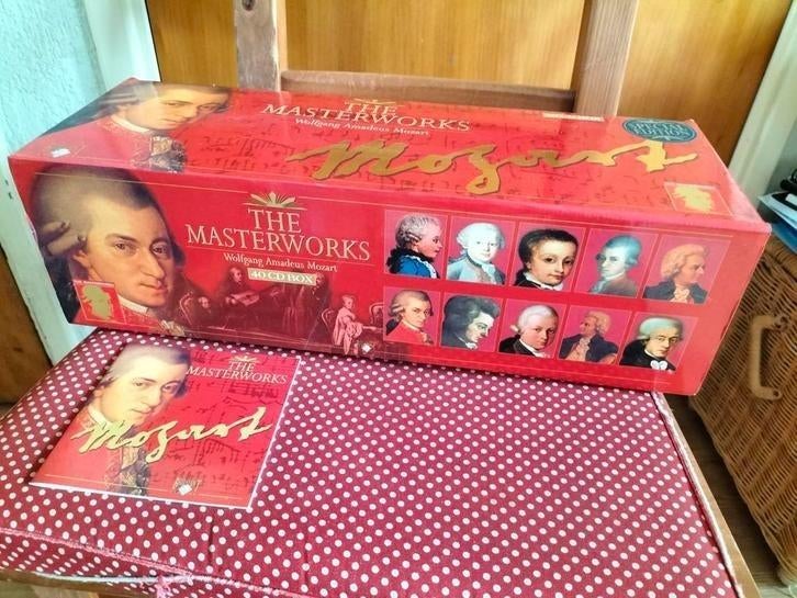 Cd box Mozart,The Masterworks, 40 cd's, als nieuw, Boxset, Ophalen of Verzenden, Zo goed als nieuw, Classicisme