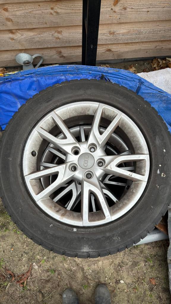 Audi Winterbanden met velg 215/60 R17 incl. Sneeuwkettingen, Auto-onderdelen, Banden en Velgen, Ophalen, Banden en Velgen, 17 inch