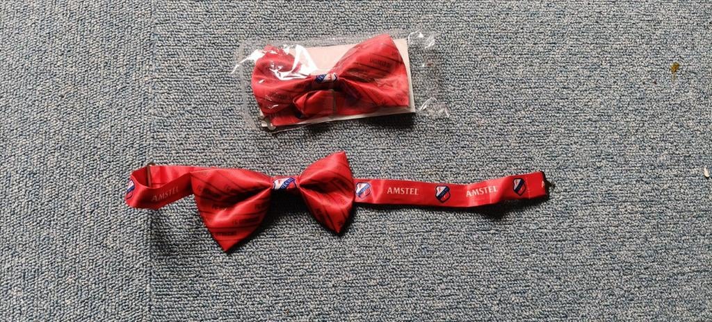 2X Vlinderdas vlinderstrik FC UTRECHT AMSTEL, Kleding | Heren, Stropdassen, Ophalen of Verzenden, Nieuw, Rood, Met patroon