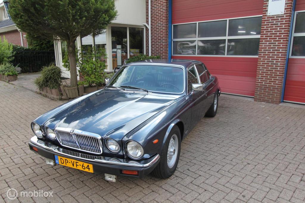 Jaguar XJ 5.3 V12, Auto's, Jaguar, Bedrijf, Te koop, XJ, ABS, Airconditioning, Boordcomputer, Cruise Control, Elektrische stoelverstelling