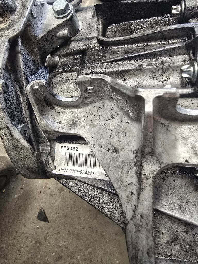 Versnellingsbak Renault trafic 2.0 DCI    PF6082, Ophalen of Verzenden, Renault