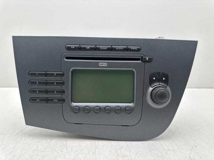 Radio CD Speler van een Seat Leon, Gebruikt, -, -, Ophalen of Verzenden