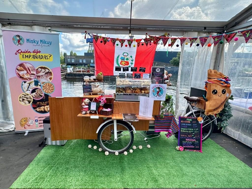 Unieke bakfiets omgebouwd tot foodtruck. Eyecatcher!, Ophalen of Verzenden, Zo goed als nieuw, Goederen, Overige merken