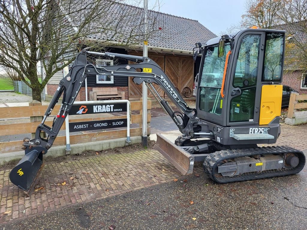 Te huur    toiletwagen-aanhanger-verhuis aanhanger-minikraan, Diensten en Vakmensen, Verhuur | Overig