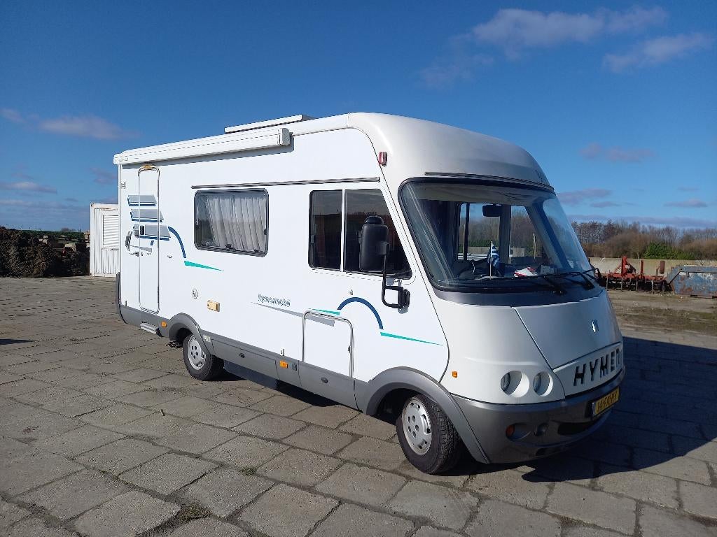 Caravans And Camping TE