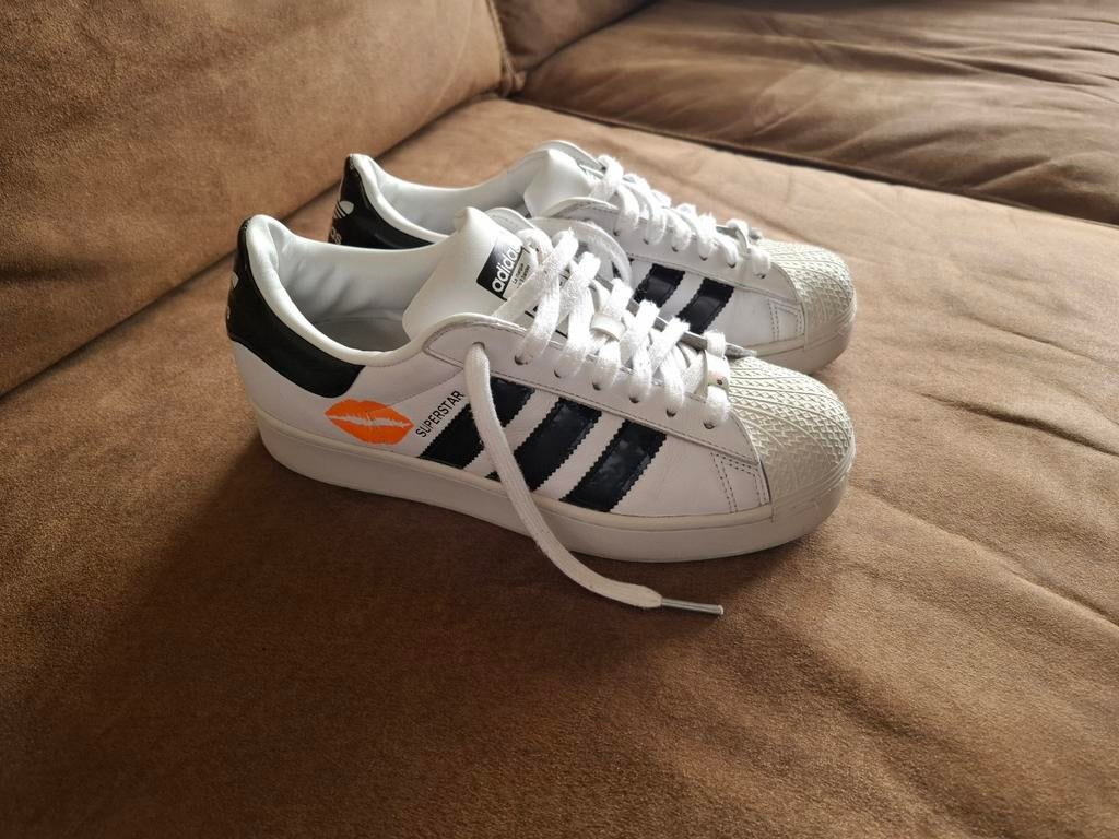 Adidas Superstar limited edition plateau zool maat 41, Verzenden