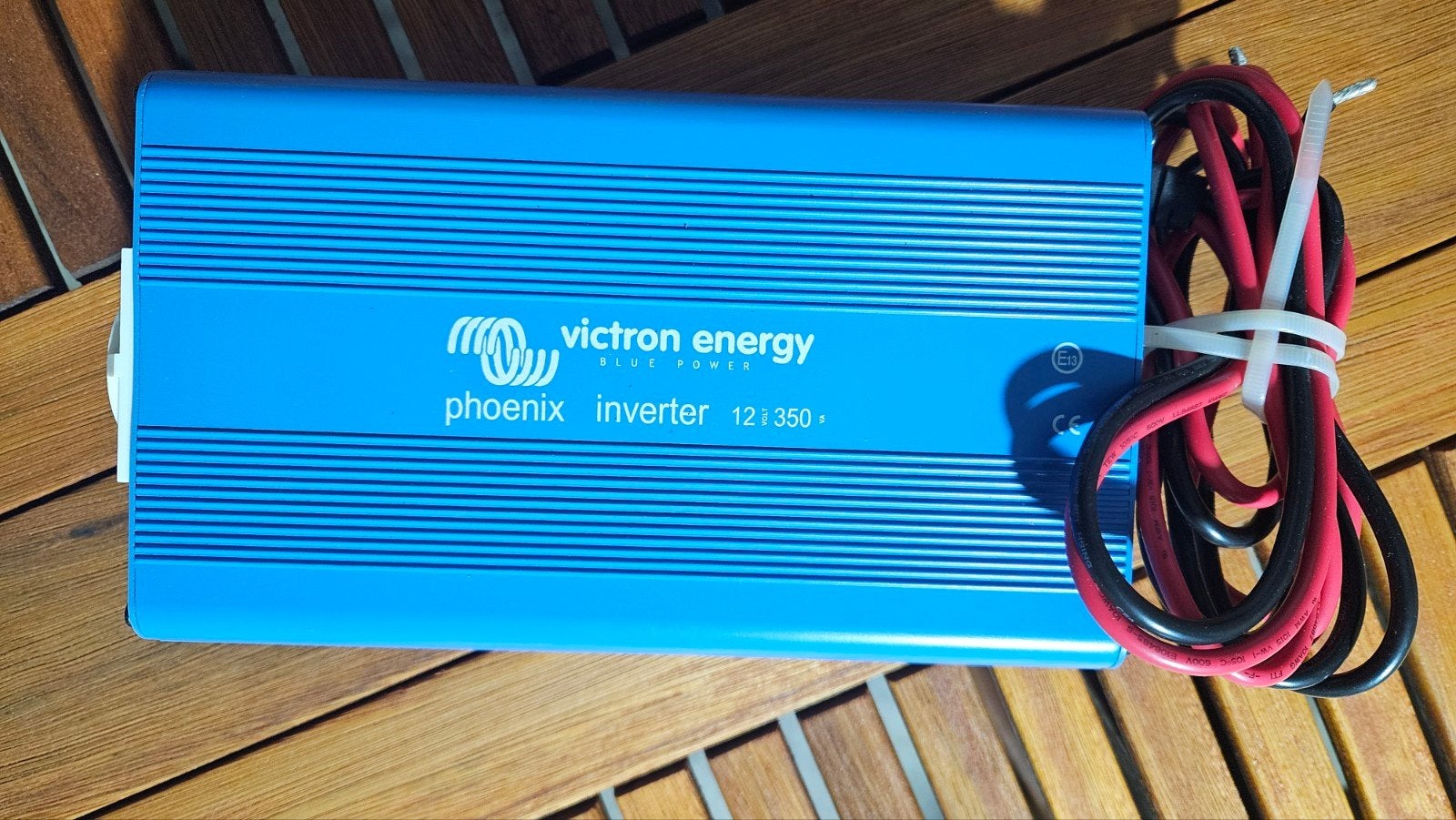 Victron Energy Phoenix Inverter 12/350-230V-SCHUKO, Ophalen of Verzenden, Zo goed als nieuw