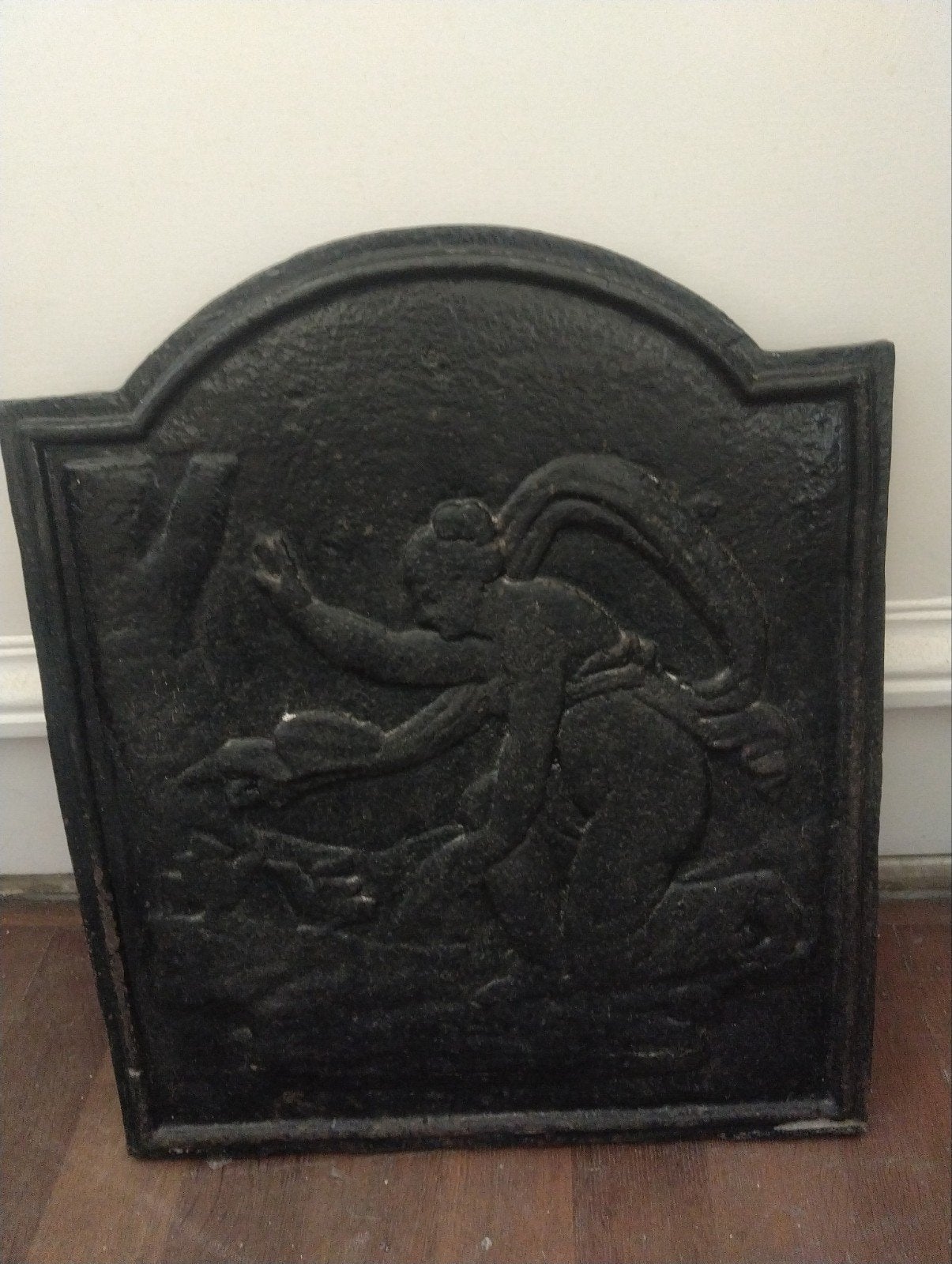 antieke gietijzeren haardplaat H 51 cm B 43cm D 2cm, Huis en Inrichting, Ophalen, Gebruikt, Vrijstaande haard, Houthaard