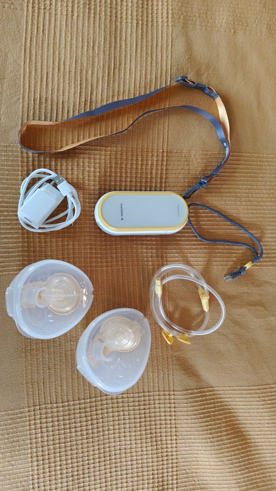 Medela Freestyle Hands-free kolf - 2 maanden gebruikt, Gebruikt, Medela, Borstkolf, Ophalen of Verzenden