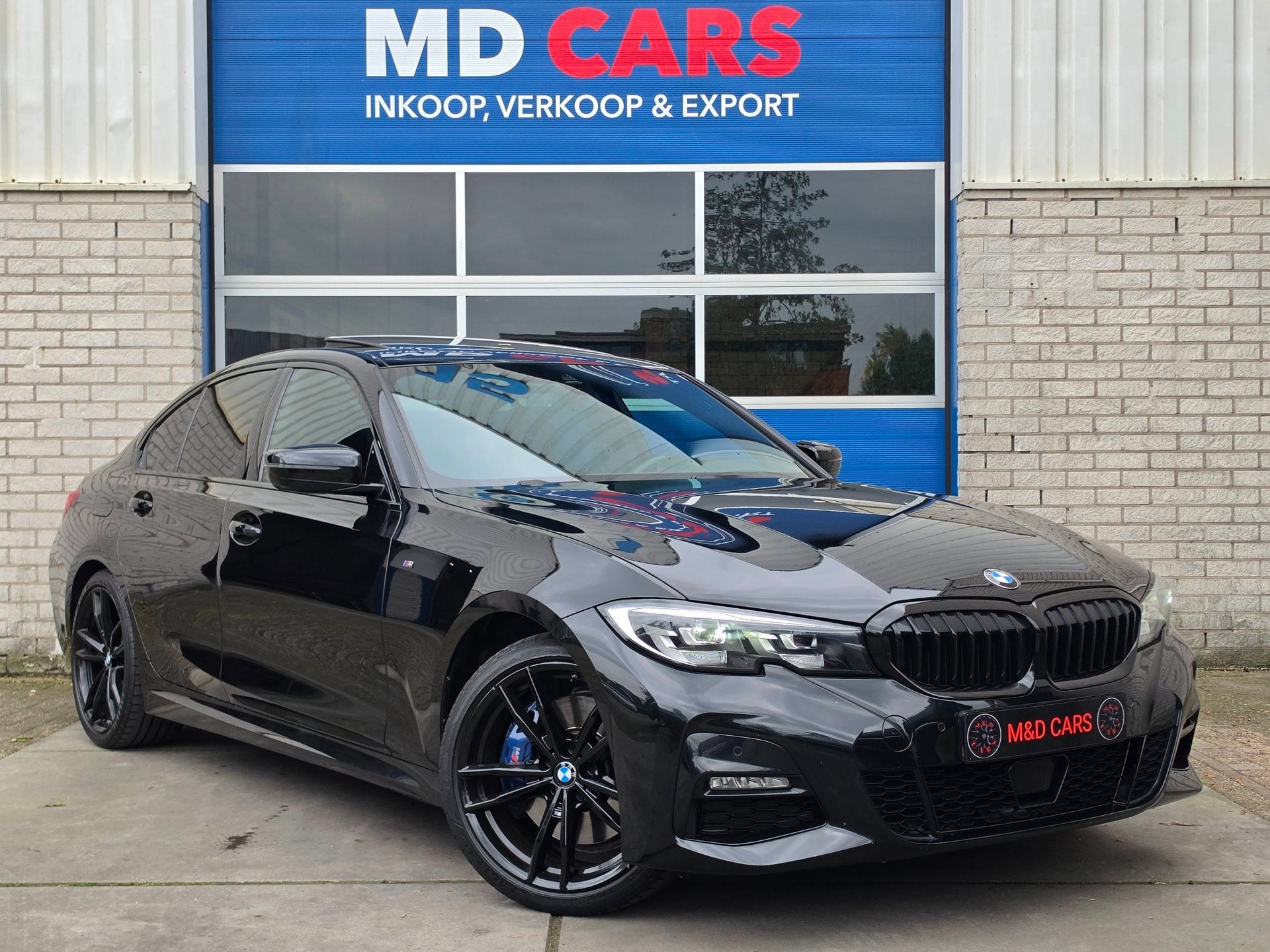 BMW 3-serie 330i High Executive AUTOMAAT/M PAKKET/SCHUIFDAK/, Automaat, 1998 cc, Achterwielaandrijving, Gebruikt