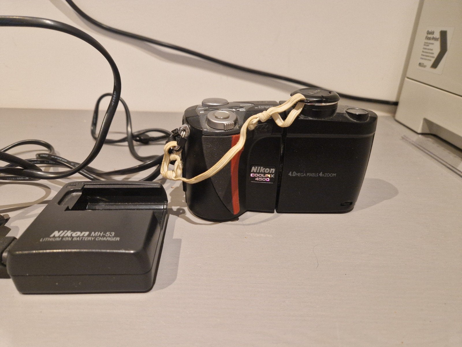 Nikon Coolpix 4500, Ingebouwde flitser, Gebruikt, Verzenden, Oplader