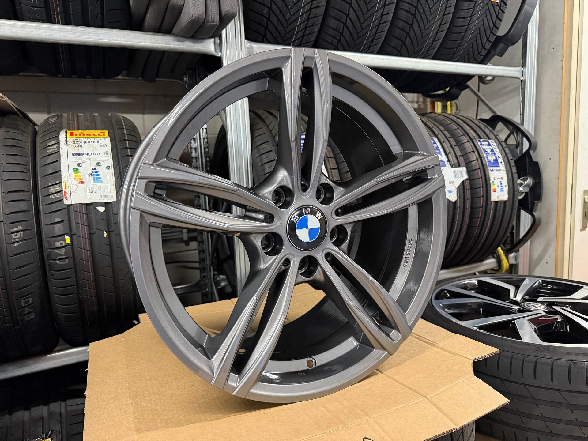 NIEUW 18inch BMW M3/M4 Style Velgen! E46F20F30E90Z3Z4E87, 18 inch, -, -, Banden en Velgen