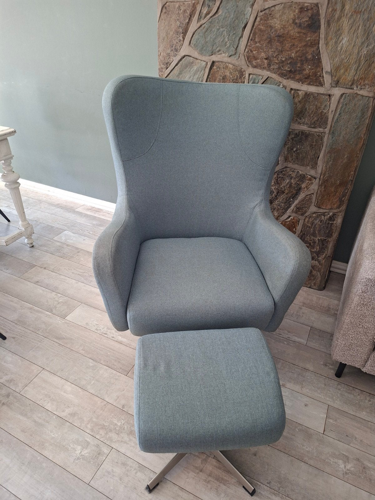 Comfortabele fauteuil met voetenbank - Zo goed als nieuw, Ophalen, Modern, Comfortabel, 75 tot 100 cm, Zo goed als nieuw