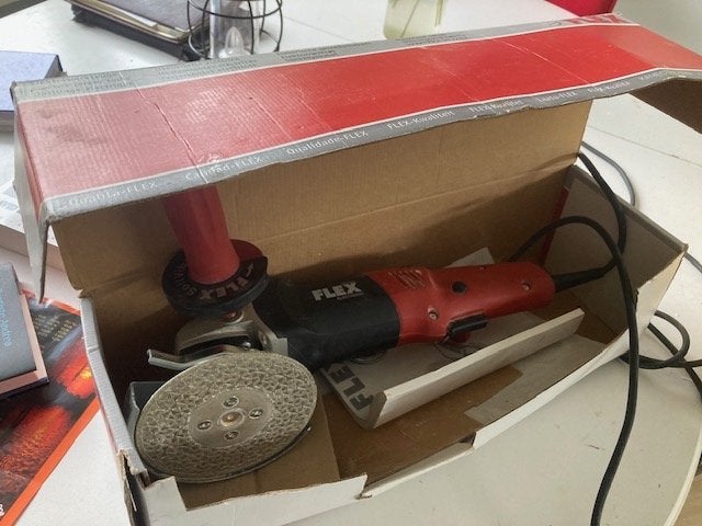 Flex haakse slijper met variabel toerental, Ophalen of Verzenden, Gebruikt, Minder dan 700 watt, Haakse handslijpmachine