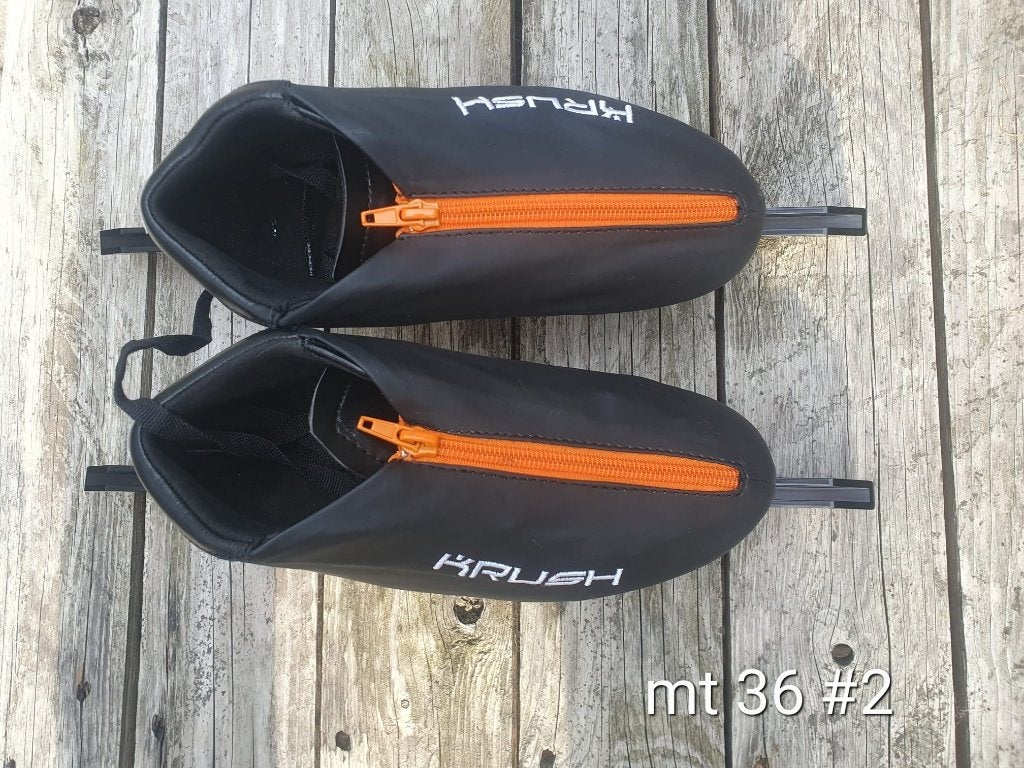 Nieuwe schaatsen met bont ijzer, Sport en Fitness, Overige merken, Verzenden, Nieuw, Noren