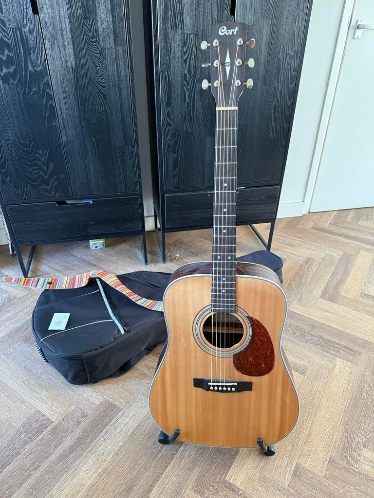 Cort Earth 80 Westerngitaar - Zo goed als nieuw, Ophalen of Verzenden, Zo goed als nieuw, Western- of Steelstringgitaar, Met koffer