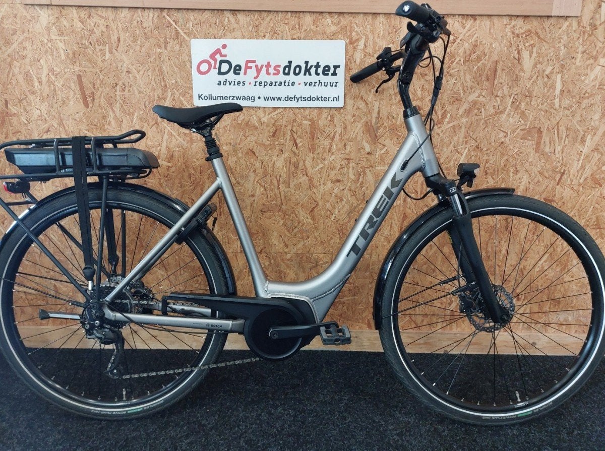Trek Verve +2 Dames Mat Zilver 56cm, Fietsen en Brommers, Elektrische fietsen, Gebruikt, -, -, -