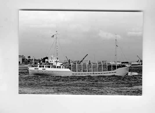 scheepvaart-foto-jalta 1965, Ophalen of Verzenden, Zo goed als nieuw, Motorboot, Boek of Tijdschrift