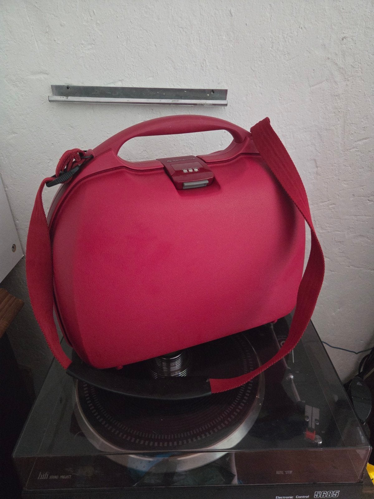 Samsonite Vintage Beautycase Cijferslot & Schouderband Rood, Ophalen of Verzenden, Zo goed als nieuw, Met slot, Hardcase