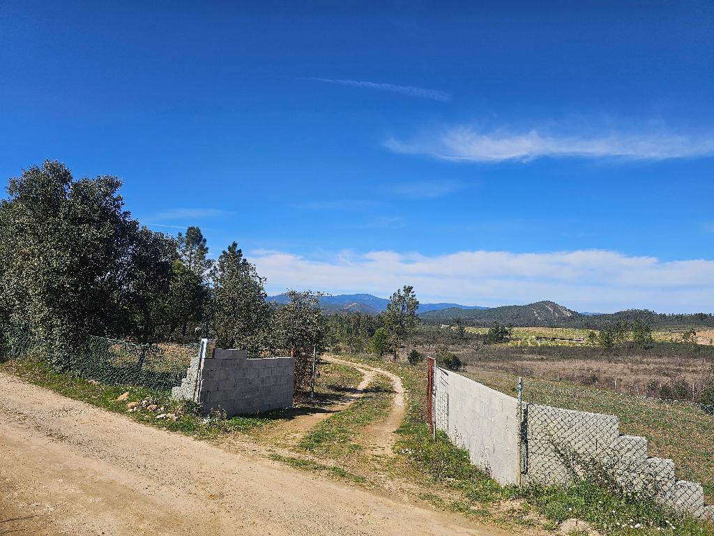 **48,800 m² Rural Property Castelo Branco, Portugal, Huizen en Kamers, Buitenland, Kavel of Perceel, Portugal, Dorp