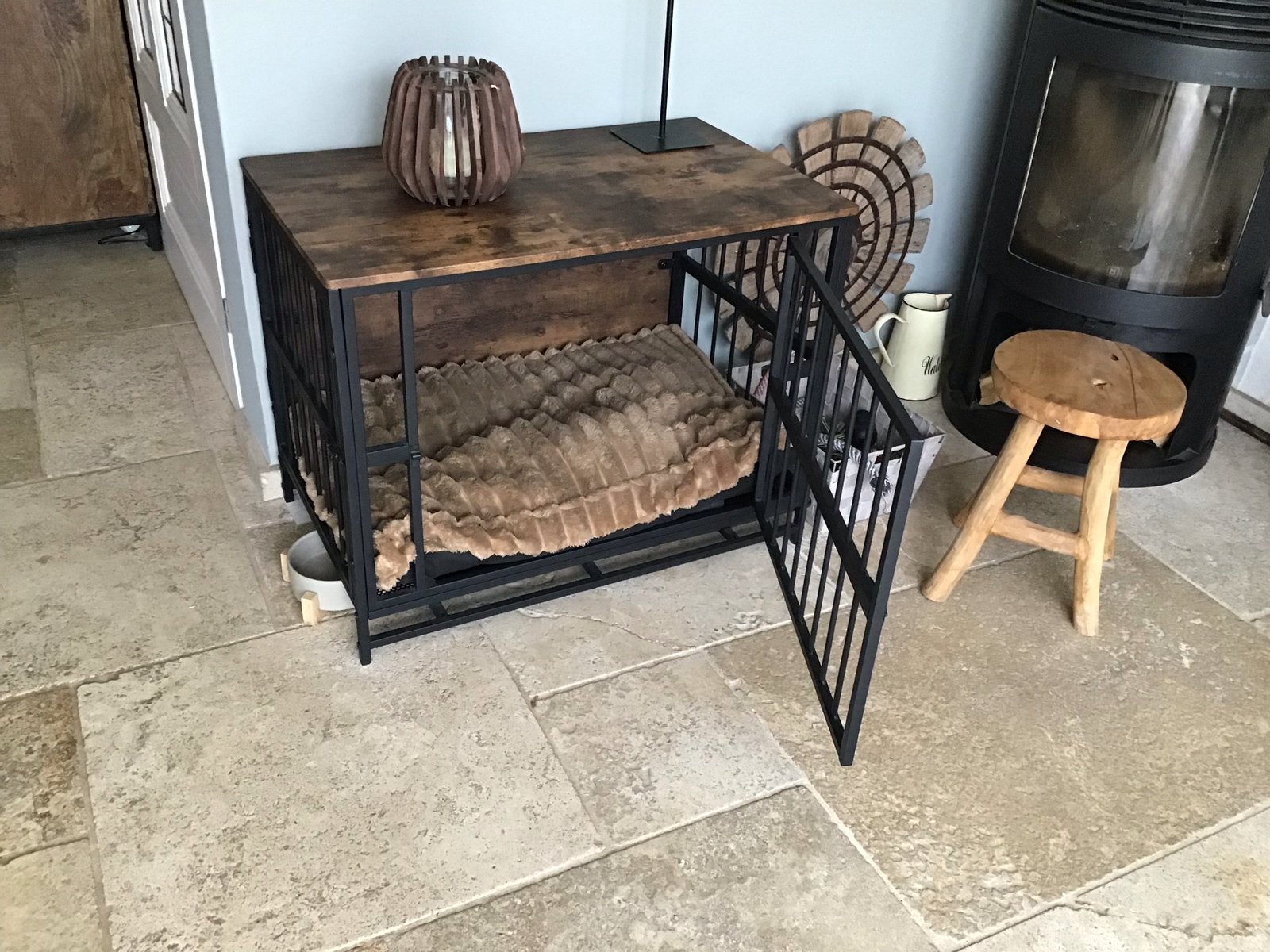 Stalen honden Bench, Ophalen