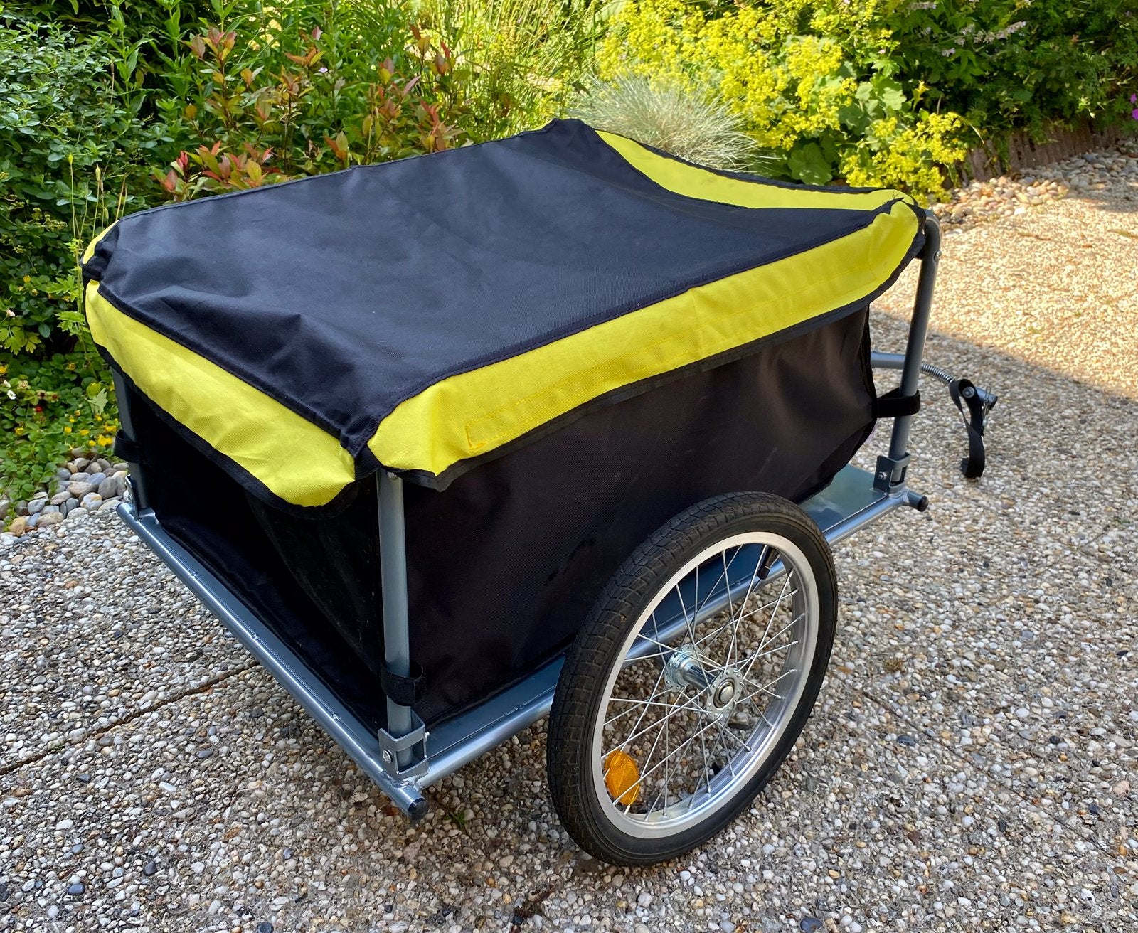 Handig fiets aanhangwagentje., Ophalen, Gebruikt, Goederen, Huif