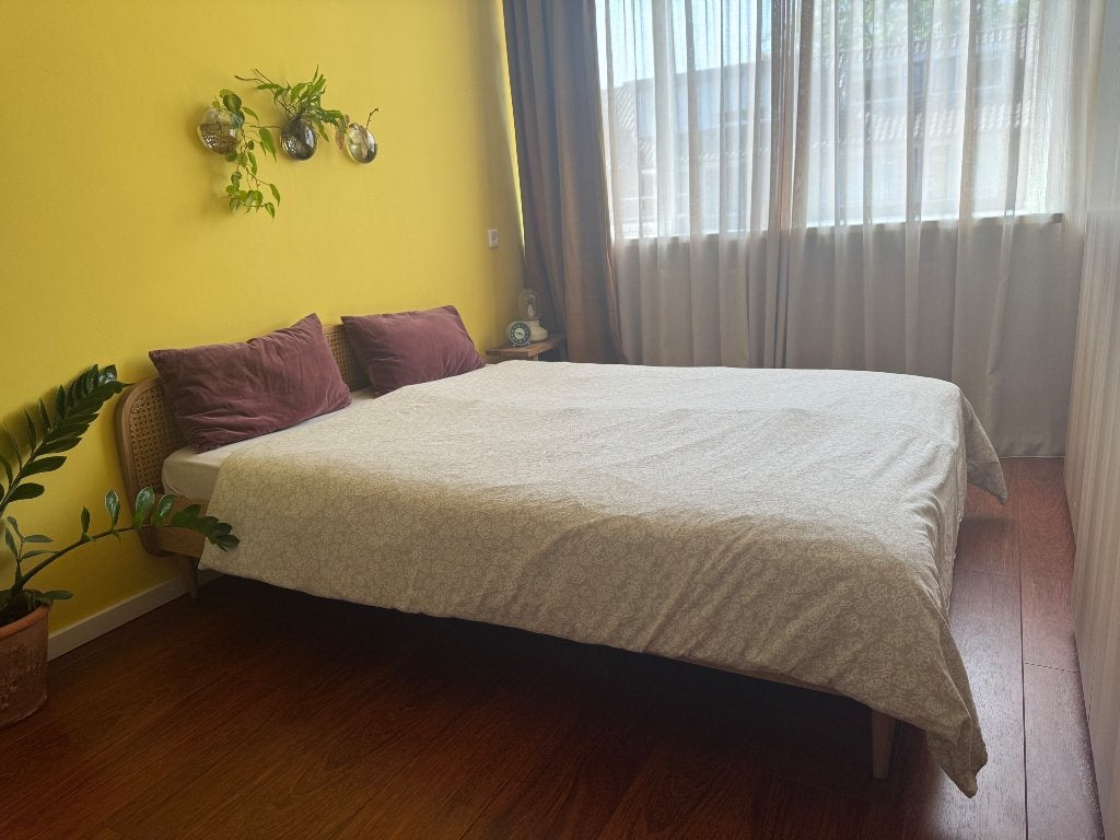 Vintage bed, Huis en Inrichting, Eenpersoons, Beige, Vintage, Zo goed als nieuw