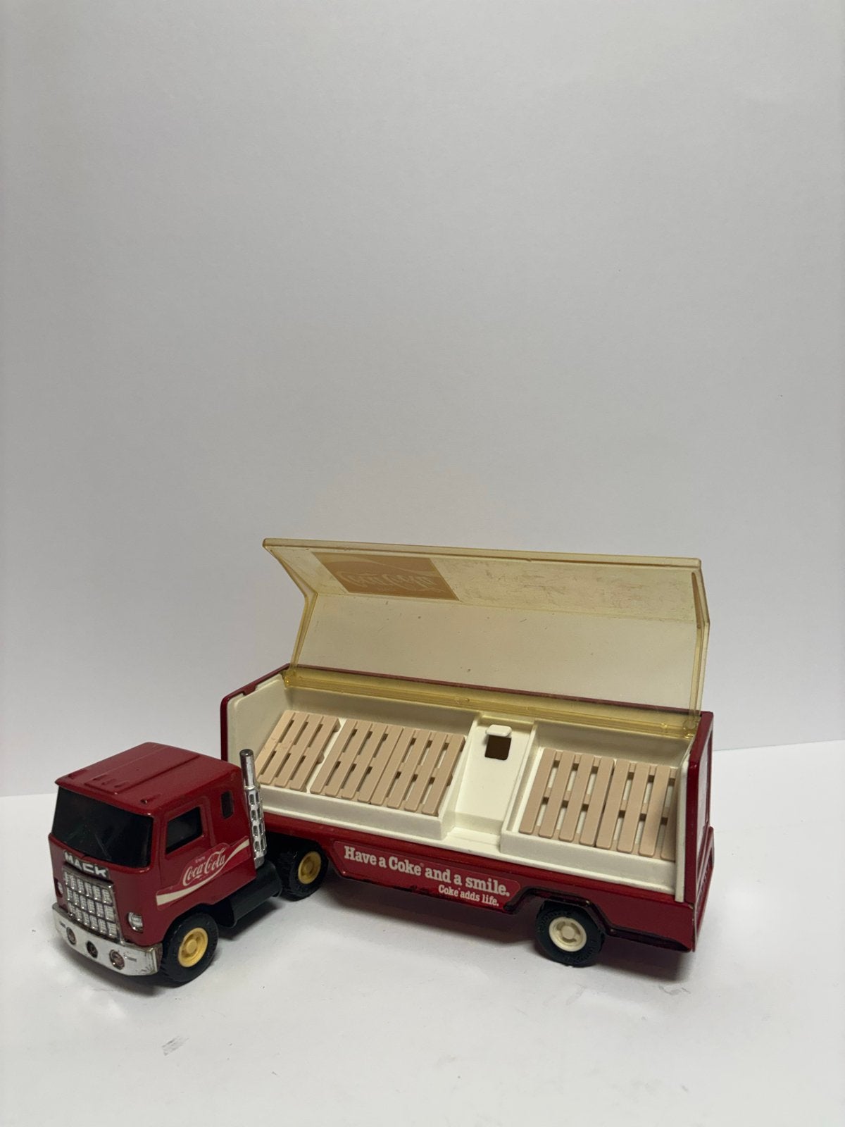 Vintage Coca-Cola Mack Vrachtwagen met Trailer, Ophalen of Verzenden, Gebruikt
