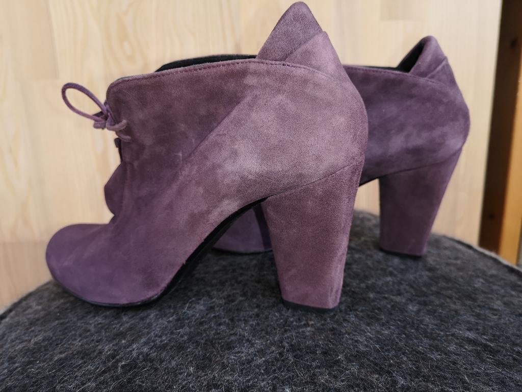 Audley Laarsjes Boots Paars (Als) Nieuw 39 (Like) New, Overige kleuren, Audley, Lage of Enkellaarzen, Ophalen of Verzenden