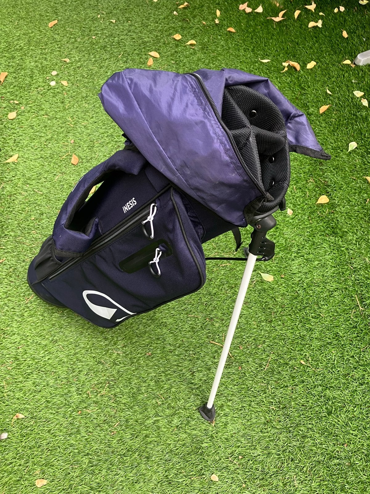 Inesis Golf Standbag - Zo goed als nieuw, Sport en Fitness, Ophalen of Verzenden, Nieuw, Tas, Overige merken