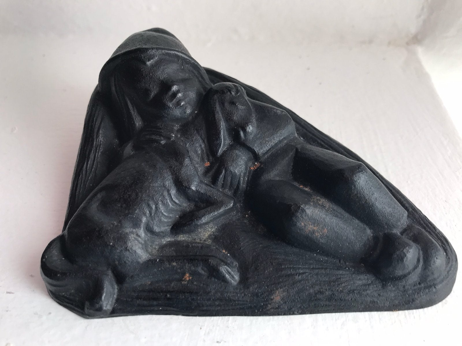 Vide poche kindje met lam gietijzer, Ophalen of Verzenden