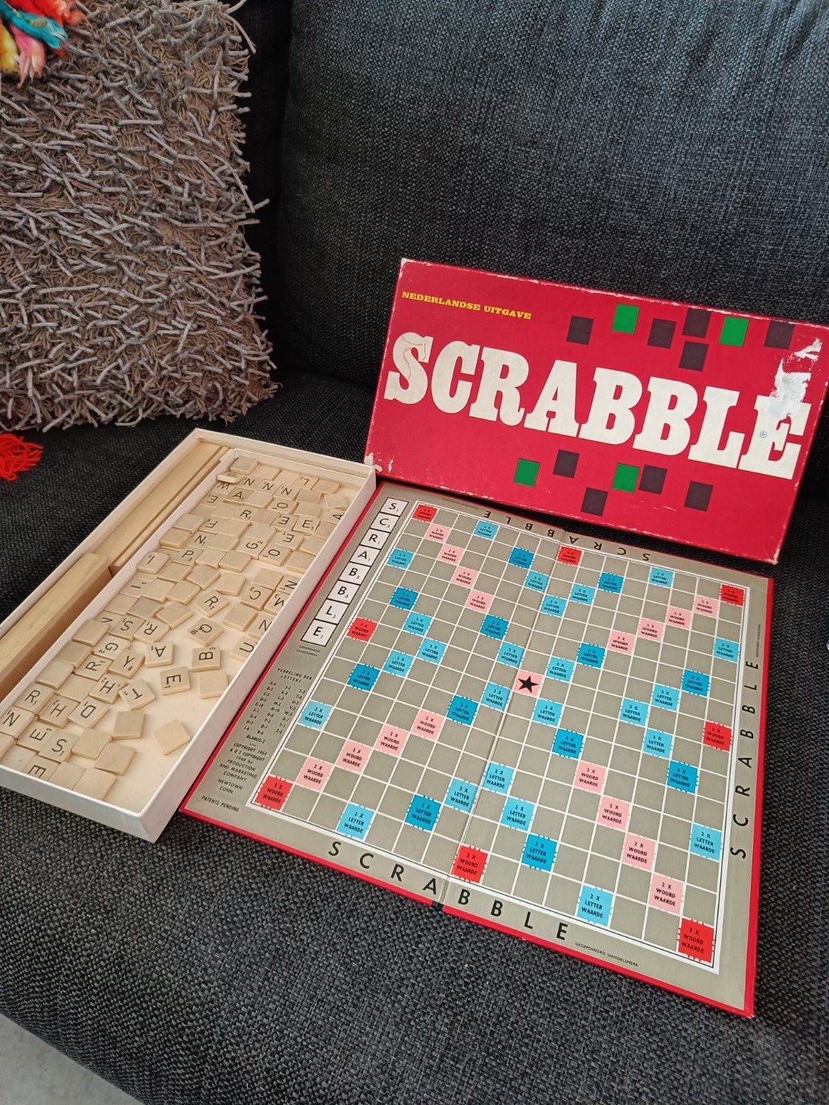 Vintage Scrabble spel met houten letters en plankjes, Drie of vier spelers, Ophalen of Verzenden, Gebruikt, NV. Smeets & Schippers