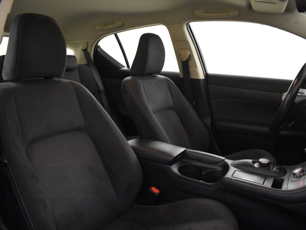 Lexus CT 200h Business Line | Adapt. cruise | Trekhaak | Nav, Auto's, 136 pk, Gebruikt, Euro 6, 4 cilinders