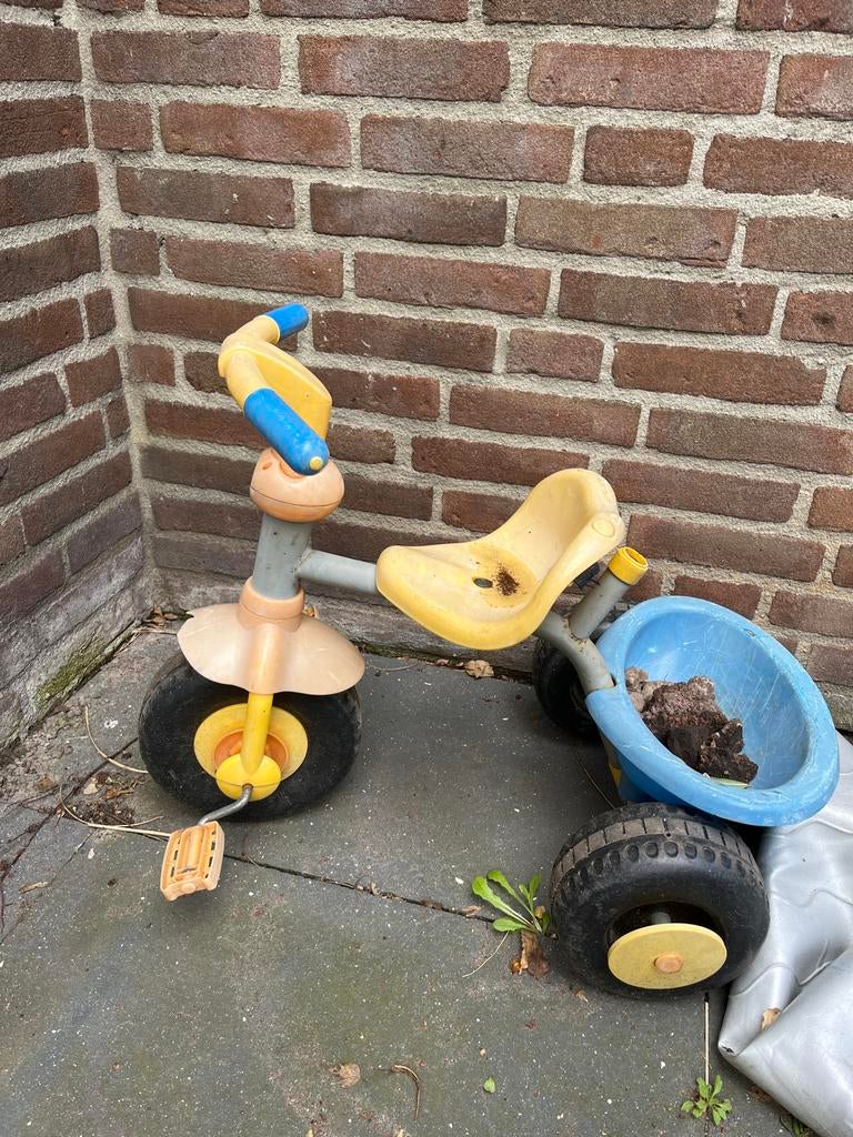 Gratis kinderfiets - driewieler met bakje, Fietsen en Brommers, Fietsen | Driewielers, Gebruikt, Ophalen of Verzenden