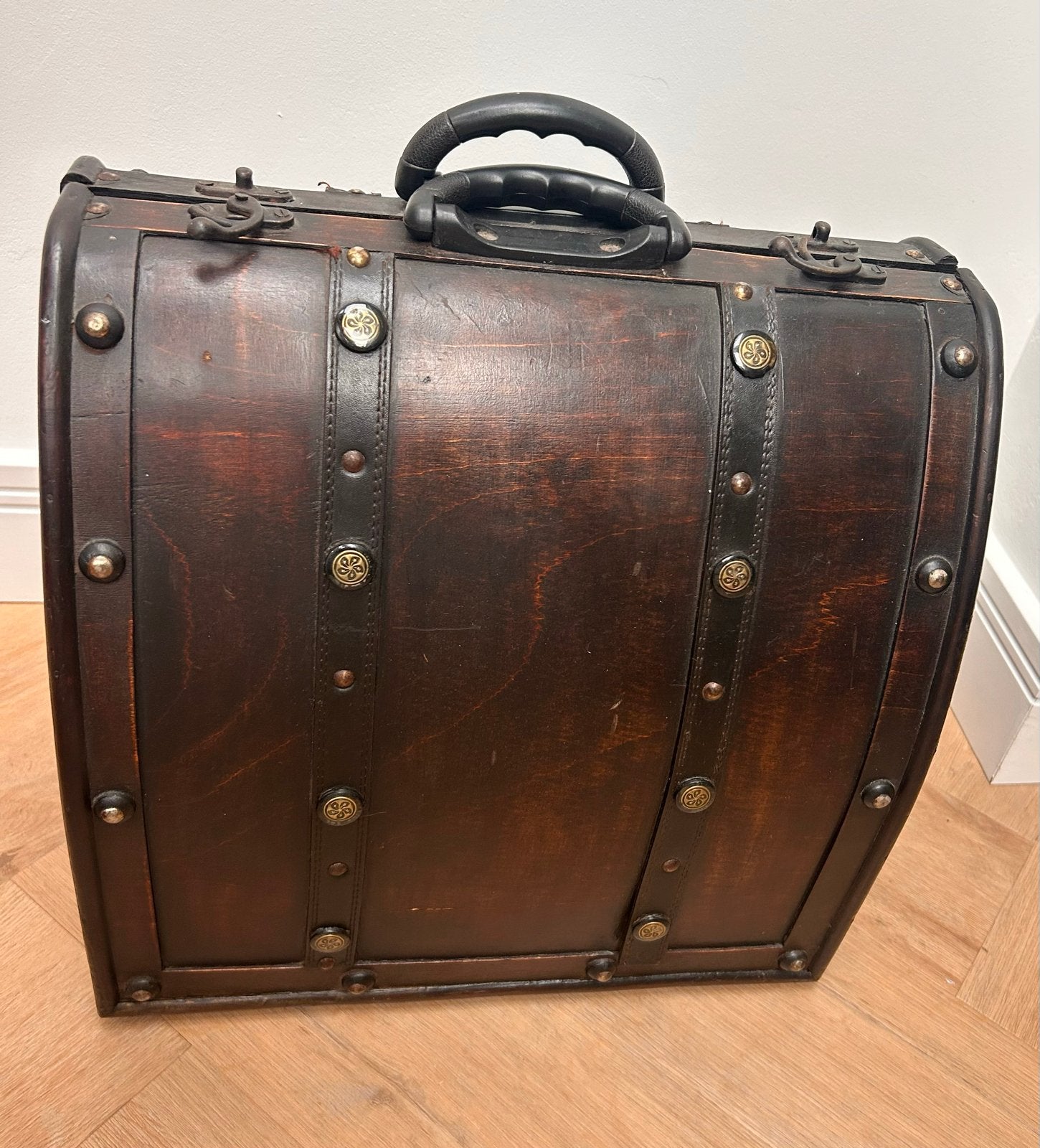 Antieke houten koffer/kist met lederen details, Ophalen of Verzenden