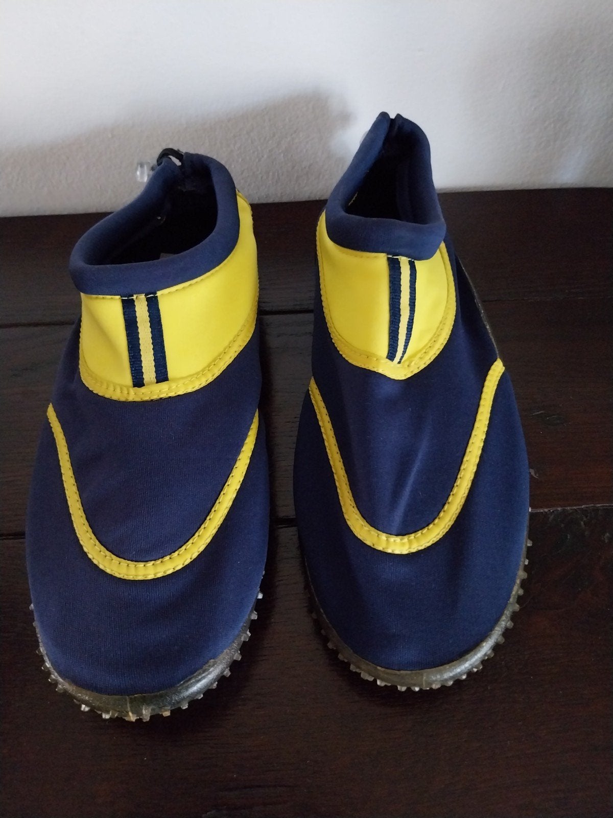 WATERSCHOENEN EN BADSLIPPERS NIEUW, Watersport en Boten, Watersportkleding, Ophalen of Verzenden, Nieuw