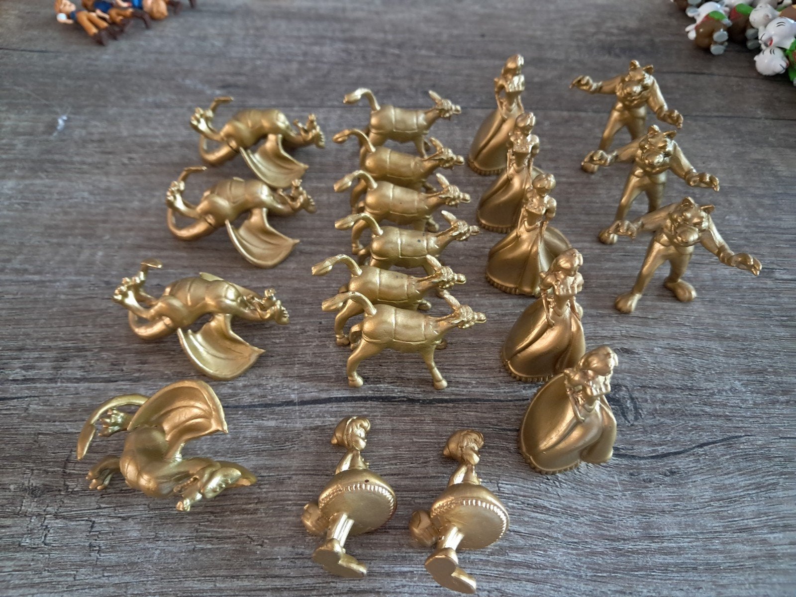 Efteling goud kleurige figuren, Verzamelen, Efteling, Ophalen, Zo goed als nieuw, Beeldje of Poppetje