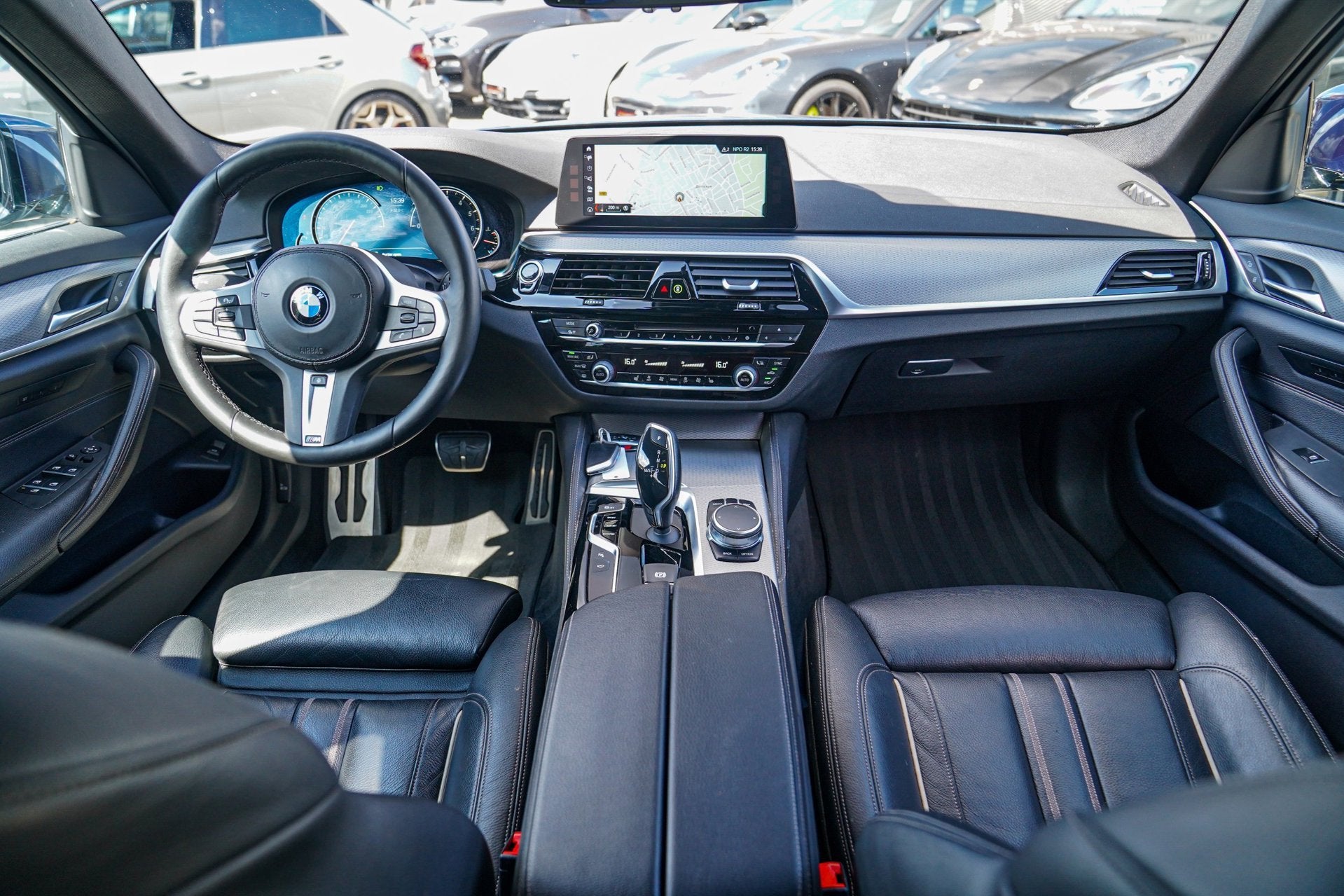 BMW 5-serie Touring 520i High Executive | M-pakket | Panoram, Auto's, BMW, Automaat, Achterwielaandrijving, Gebruikt, 4 cilinders