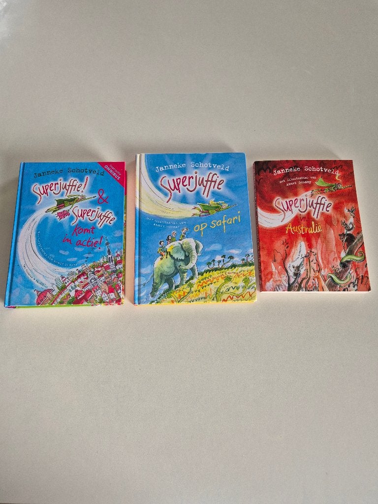 Superjuffie van Janneke Schotveld 4 verhalen / 3 boeken, Fictie algemeen, Janneke Schotveld, Ophalen, Gelezen