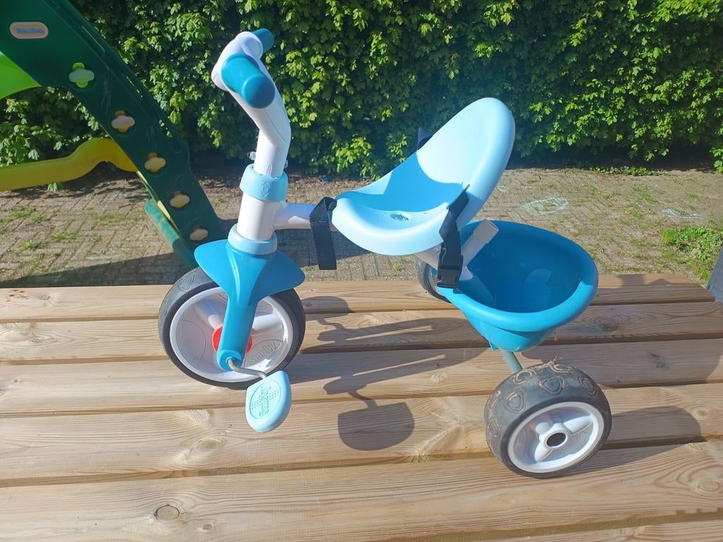 Smoby driewieler met duwstang, Ophalen, Zo goed als nieuw, Smoby, Duwstang