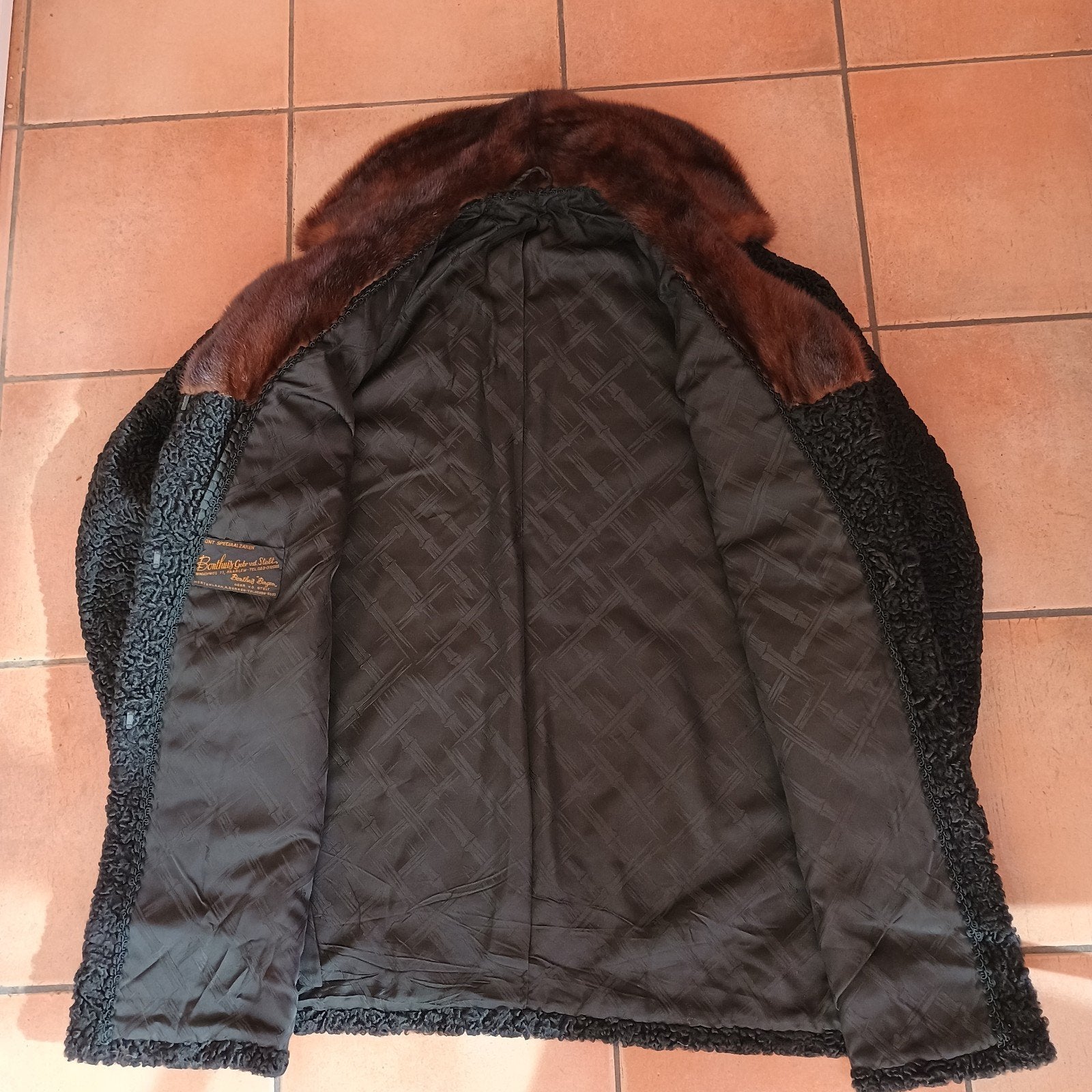 vintage 1950 wollen jas met bonten kraag, Kleding | Dames, Jassen | Winter, Ophalen of Verzenden, Zo goed als nieuw, Maat 42/44 (L)