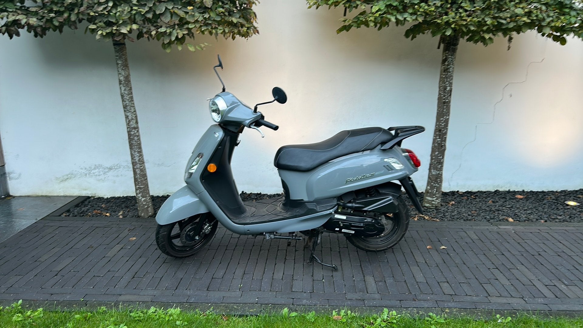 Sym Fiddle II bromscooter zeer weinig KM, Ophalen, Maximaal 45 km/u, Zo goed als nieuw, Benzine