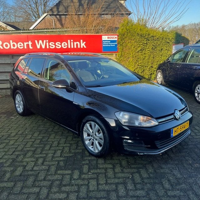 VOLKSWAGEN Golf 1.0 TSI 115pk BlueMotion DSG Business Editio, Auto's, Volkswagen, Stof, Gebruikt, 1210 kg, 116 pk