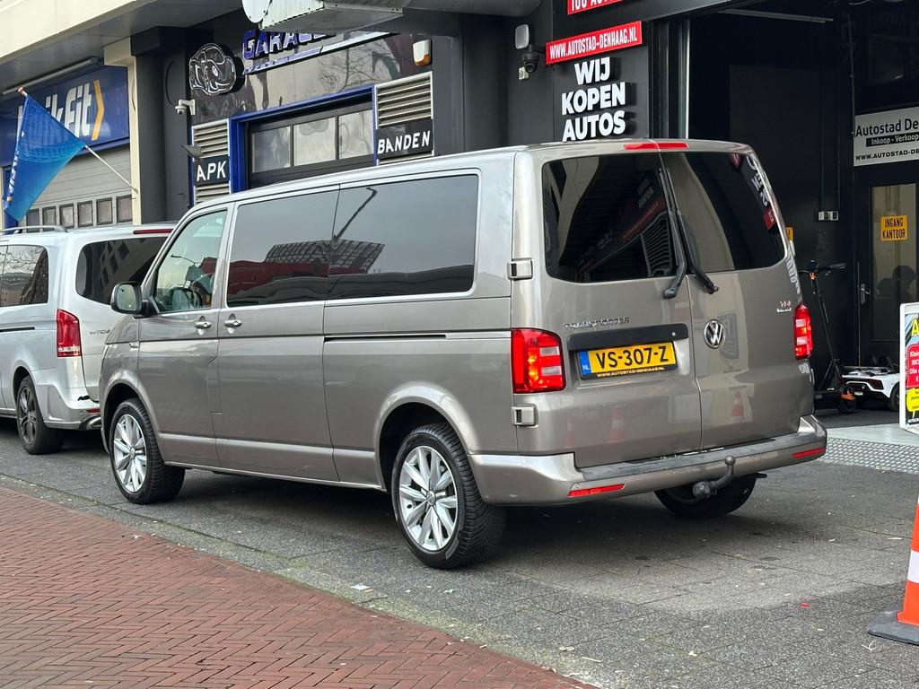 Volkswagen Transporter 2.0 TDI L2H1 DC Highline Aut Leer Met, Gebruikt, Euro 6, 4 cilinders, Bedrijf