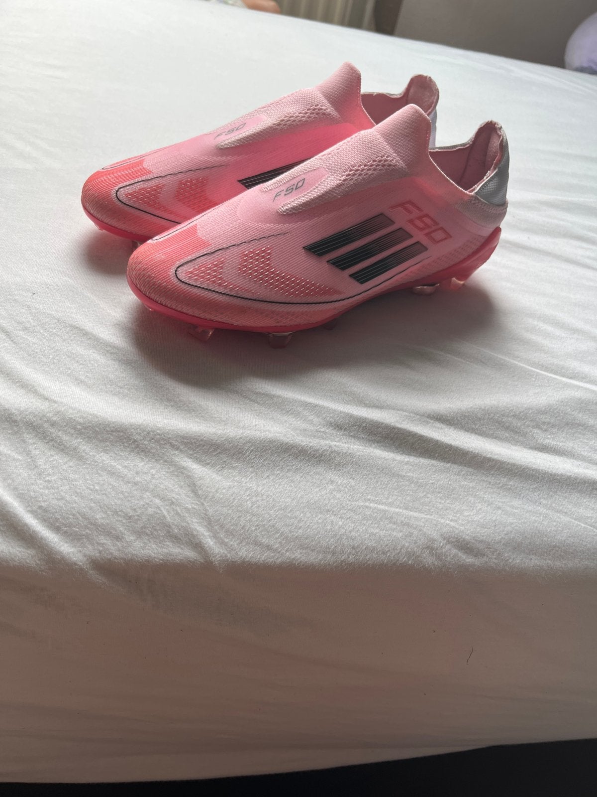 Adidas F50 Voetbalschoenen Roze Maat 39, Sport en Fitness, Voetbal, Verzenden, Zo goed als nieuw, Schoenen