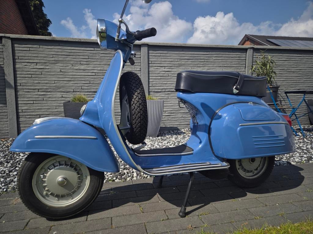 Vespa GTR 125 CC, Fietsen en Brommers, Ophalen, Benzine