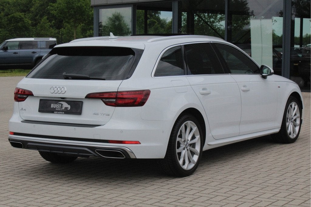 Audi A4 Avant 45 TFSI 245pk S-Line Edition PANO ACC LEER LED, Auto's, Audi, 15 km/l, Gebruikt, 4 cilinders, A4