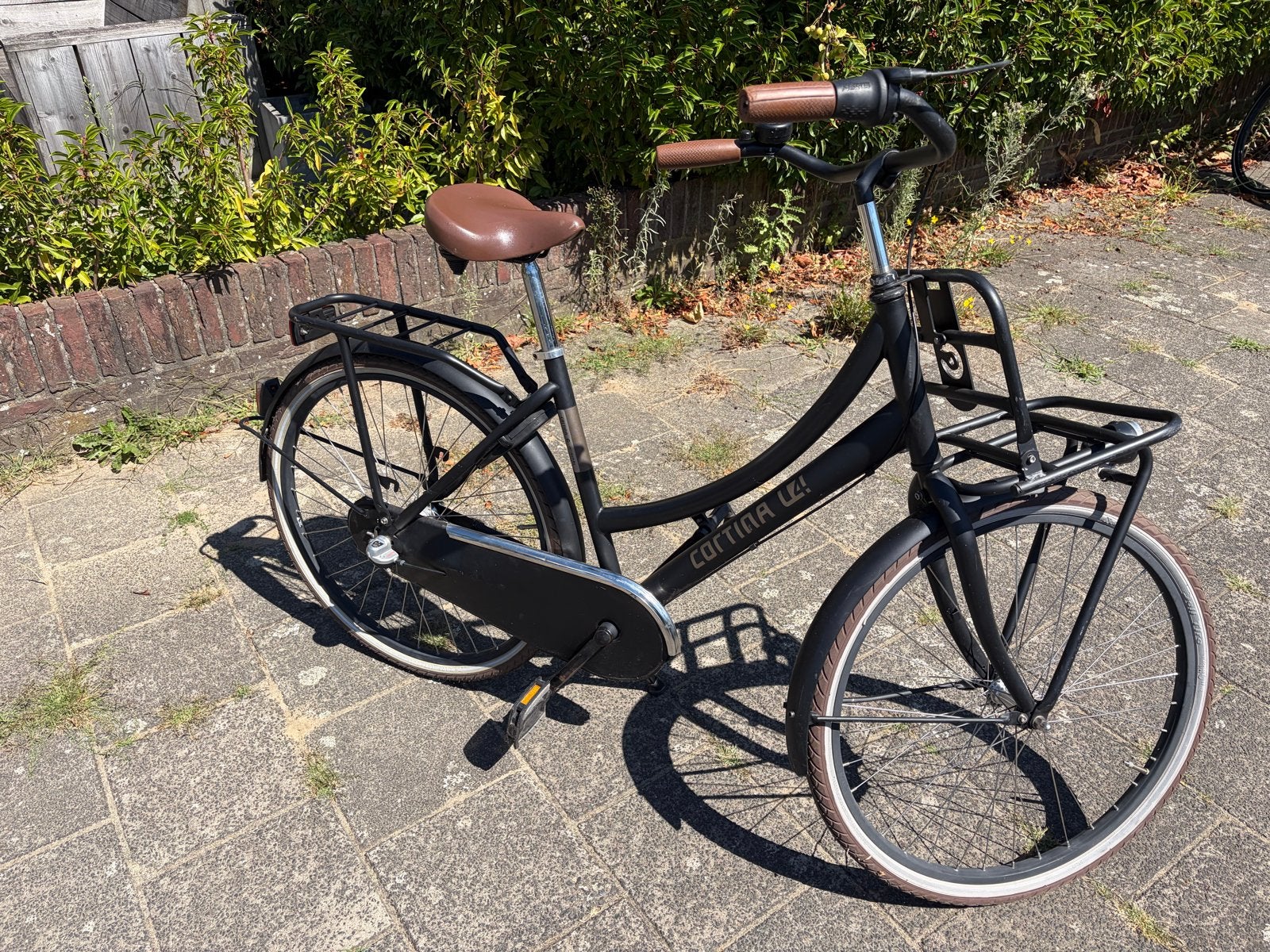 Cortina fiets zwart 26 inch - Gebruikt maar in prima staat, Terugtraprem, Gebruikt, Versnellingen, Minder dan 47 cm