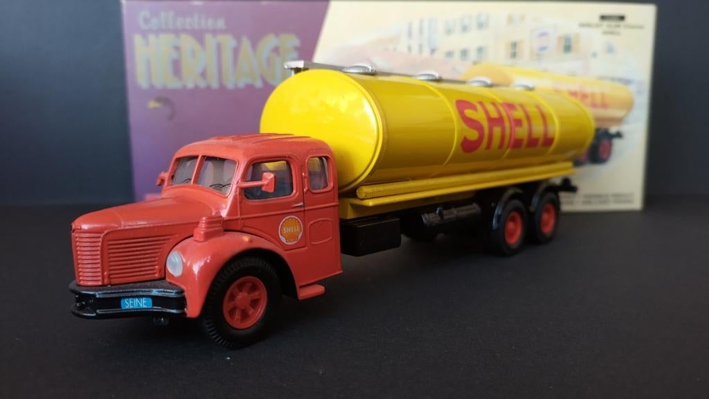 Berliet GLR citerne Shell 1:50 Corgi Classics Pol, Hobby en Vrije tijd, Modelauto's | 1:50, Zo goed als nieuw, Bus of Vrachtwagen
